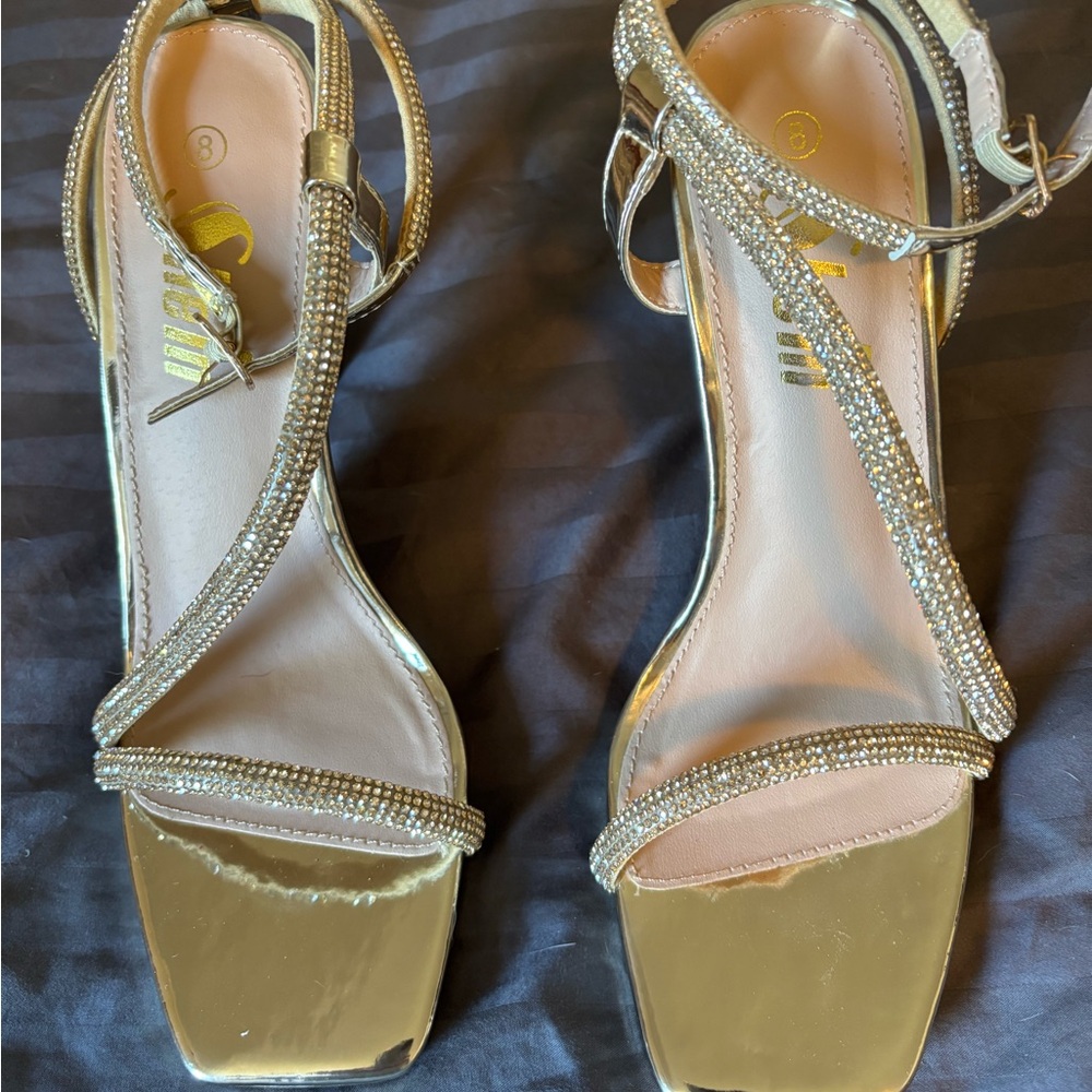 Women’s strappy heels